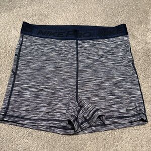 Nike Pro 3” Shorts Size Medium Blue